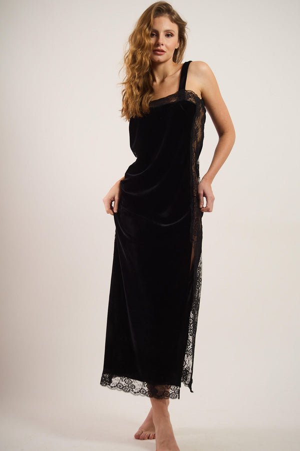 Vestido em veludo e renda - St.Morita