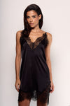 Vestido em cetim e renda - Mini